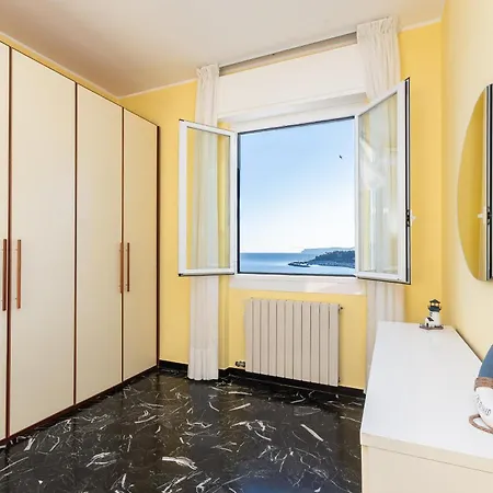 Maison Olivia, Il Tuo Affaccio Sul Mare Appartamento Varazze